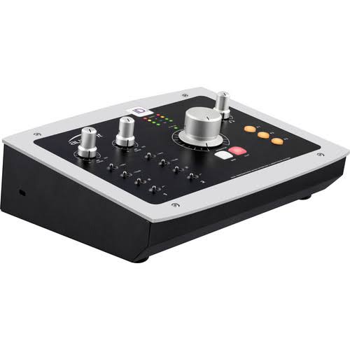 Audient Id22 Desktop 10x14 Usb Audio Interface 2.0, Preamps 1 Headphone Output, 6, 24 Bit/96khz, Tabletop, Dsp Processing Digital I/O Phantom Power